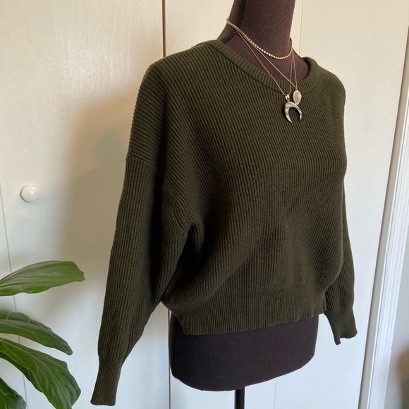 Zara Thick Knit Sweater - Picture 2 of 12